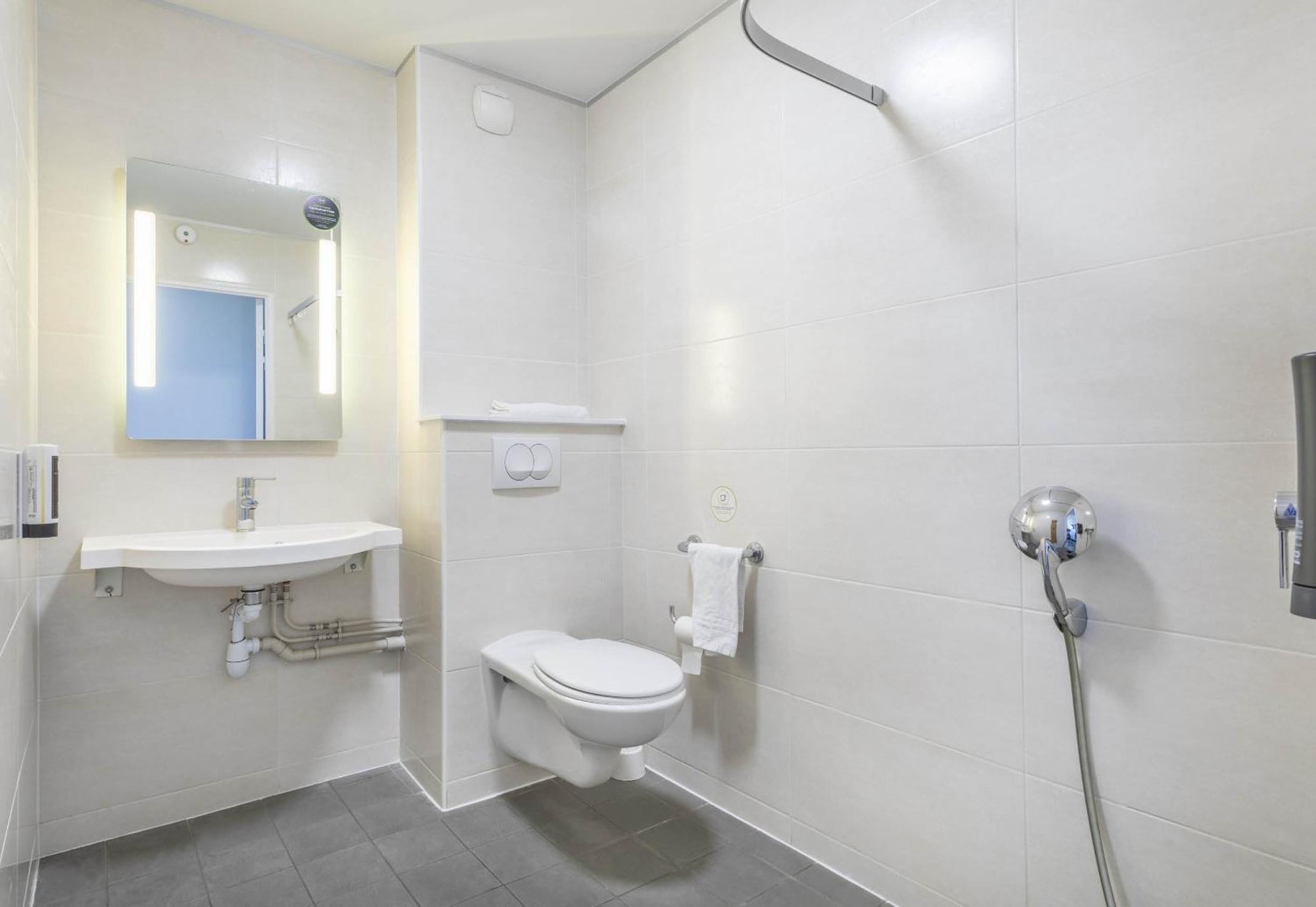 B&B Hotel Marseille Les Ports Zewnętrze zdjęcie